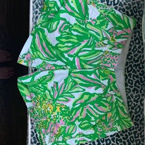 Lily Pulitzer shorts 0